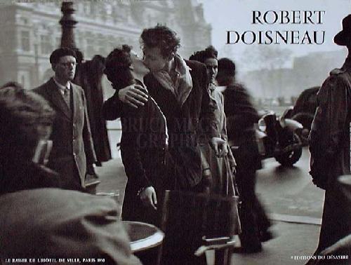 Le baiser de lHotel de Ville Paris 1950 by Robert Doisneau