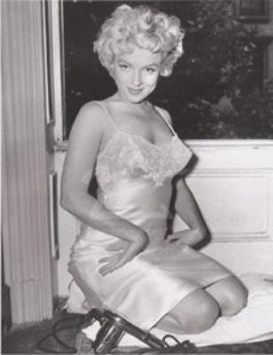 Marilyn Monroe, 1954 art print by Celebrity Image