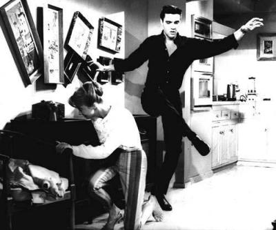 Celebrity Posters  Sale on Elvis Presley By Celebrity Image Poster   Worldgallery Co Uk