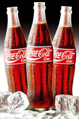 Maxi-Posters-Coca-Cola---3-Bottles-Falling-410439.jpg