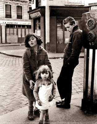 Les enfants de la place Hebert, 1957
