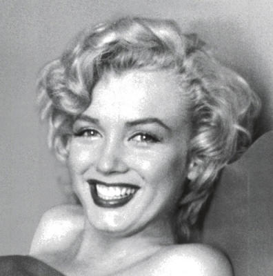 Marilyn Monroe - Smile by Celeb...