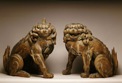 Magnificent Pair Of Wood Sculptures Depicting Two Koma Inu, Kamakura Period