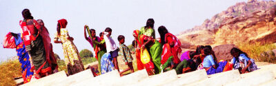 Saris and steps