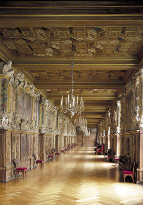 View down the length of the Gallery of Francis I 1530
