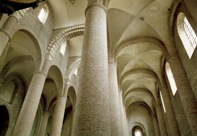 Interior view of the nave and the vaulting