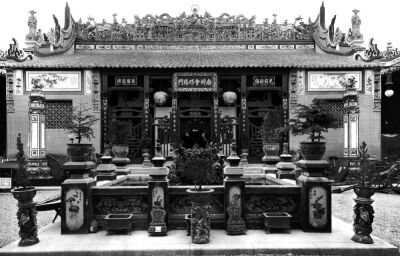 The Chinese Pavilion at the Universal Exhibition of 1889 in Paris