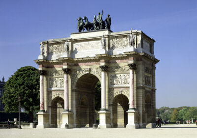 View of the Arc de Triomphe du Carrousel built 1806