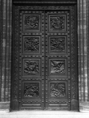 View of the door of La Madeleine