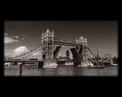 Tower Bridge, Opened in 1894