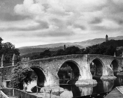 Old Stirling Bridge, River Forth, Walace Monument