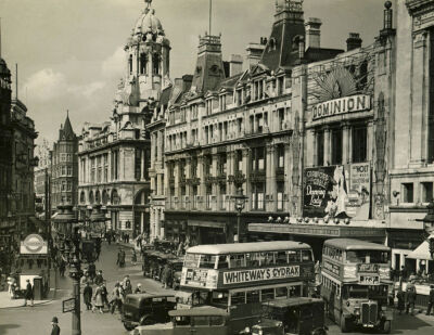 Traffic in London, August 1934